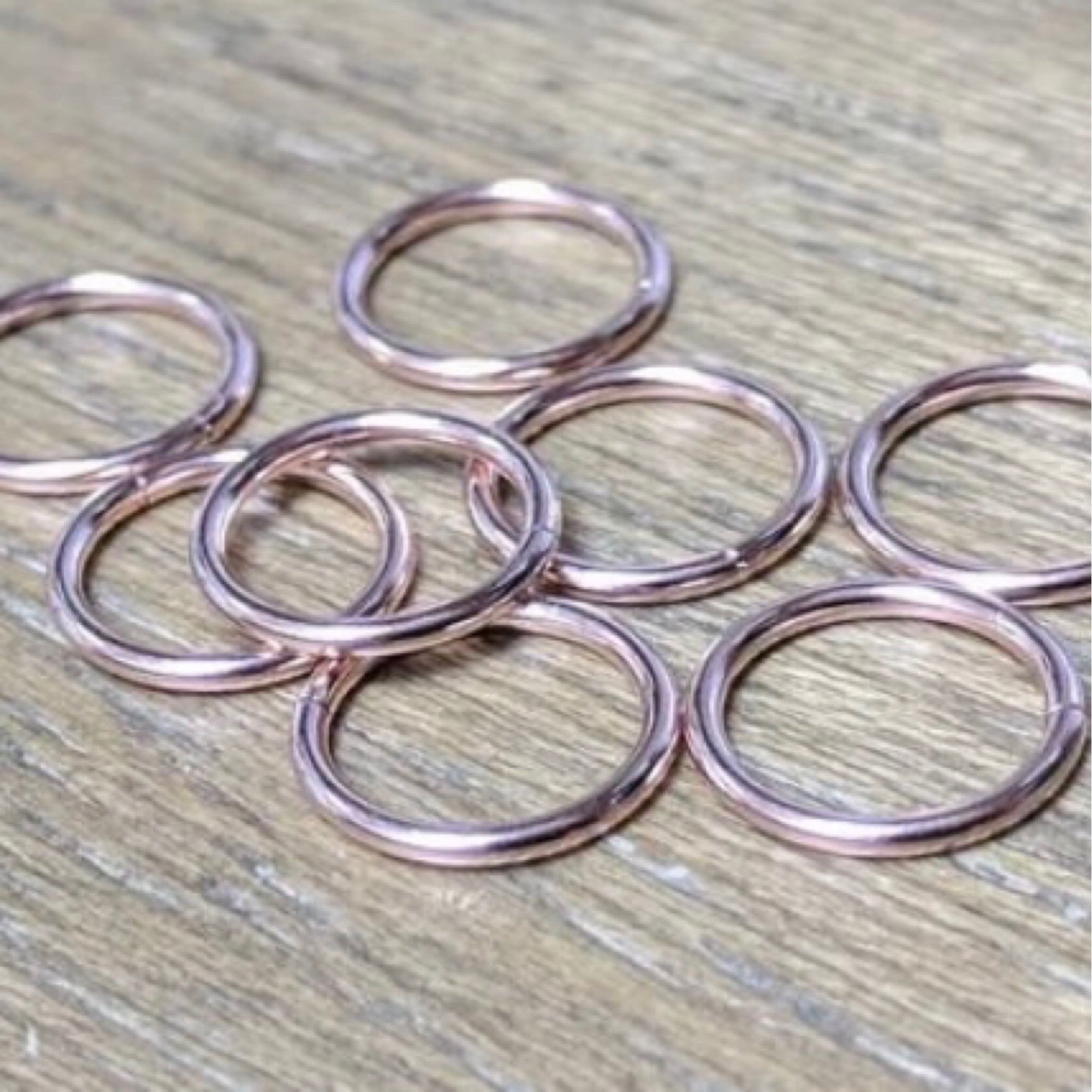 Gold seam ring shop